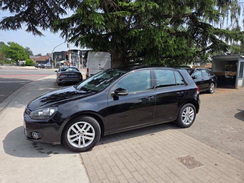 Volkswagen Golf 1.4TSI HIGHLINE weinig kmss! Opendak airco, Auto's, Volkswagen, Euro 5, Zwart, 4 cilinders, Alcantara