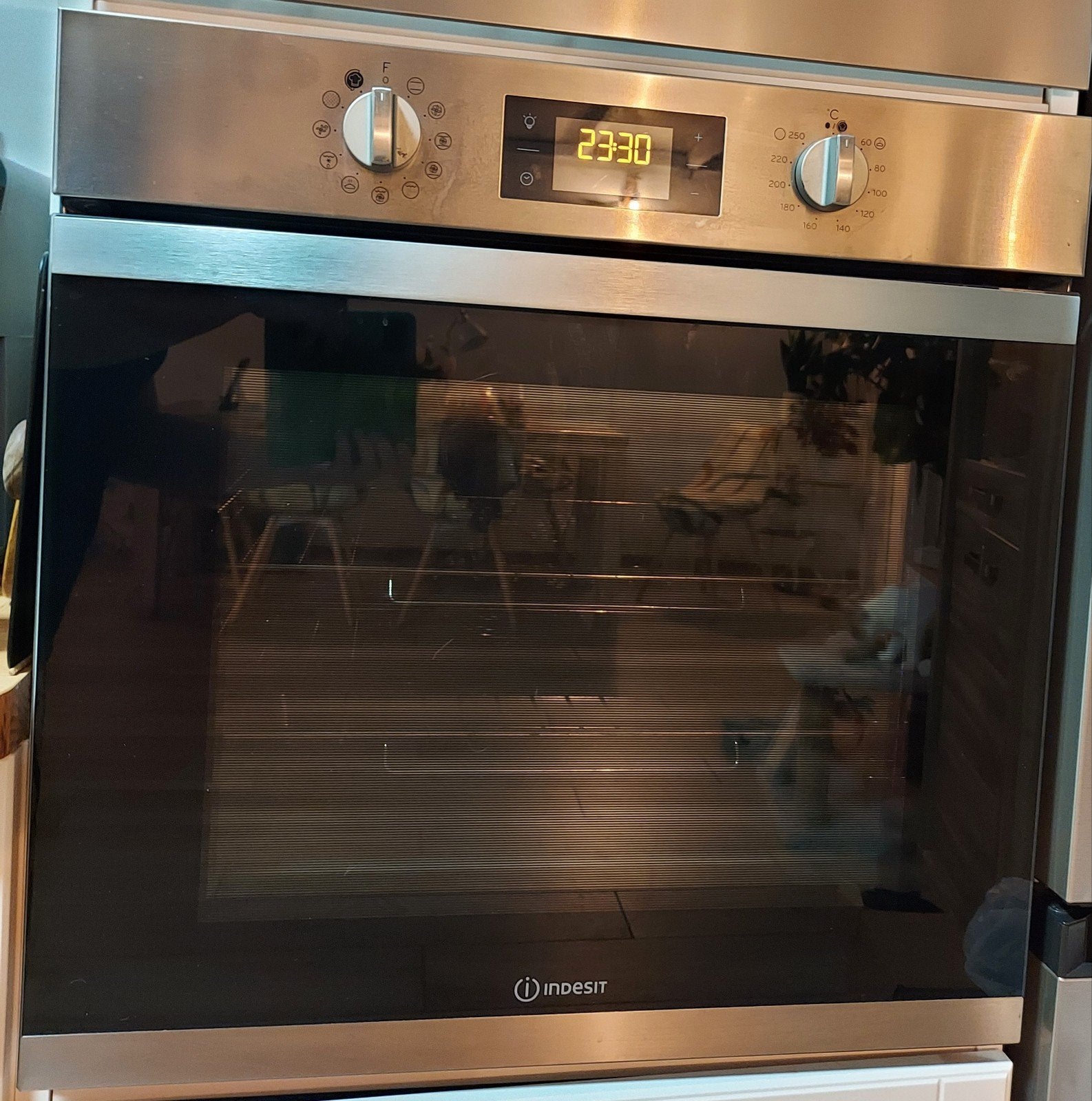 Four encastré en acier inoxydable Indesit, Enlèvement, Indesit