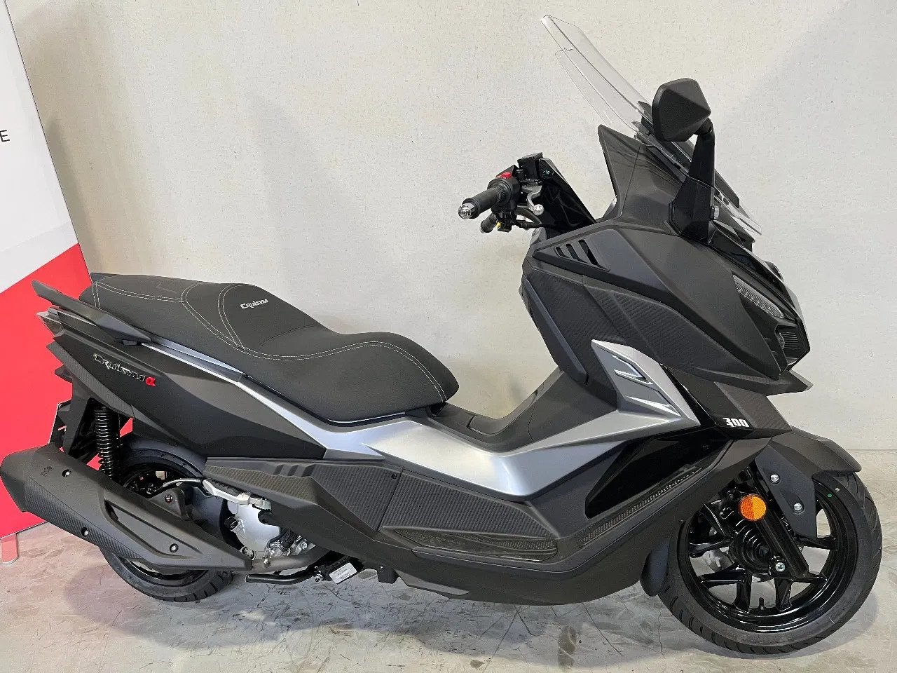SYM Cruisym Alpha 300 TCS NIEUW OP STOCK (bj 2025), Motoren, Bedrijf, Overig, 278 cc, 12 t/m 35 kW