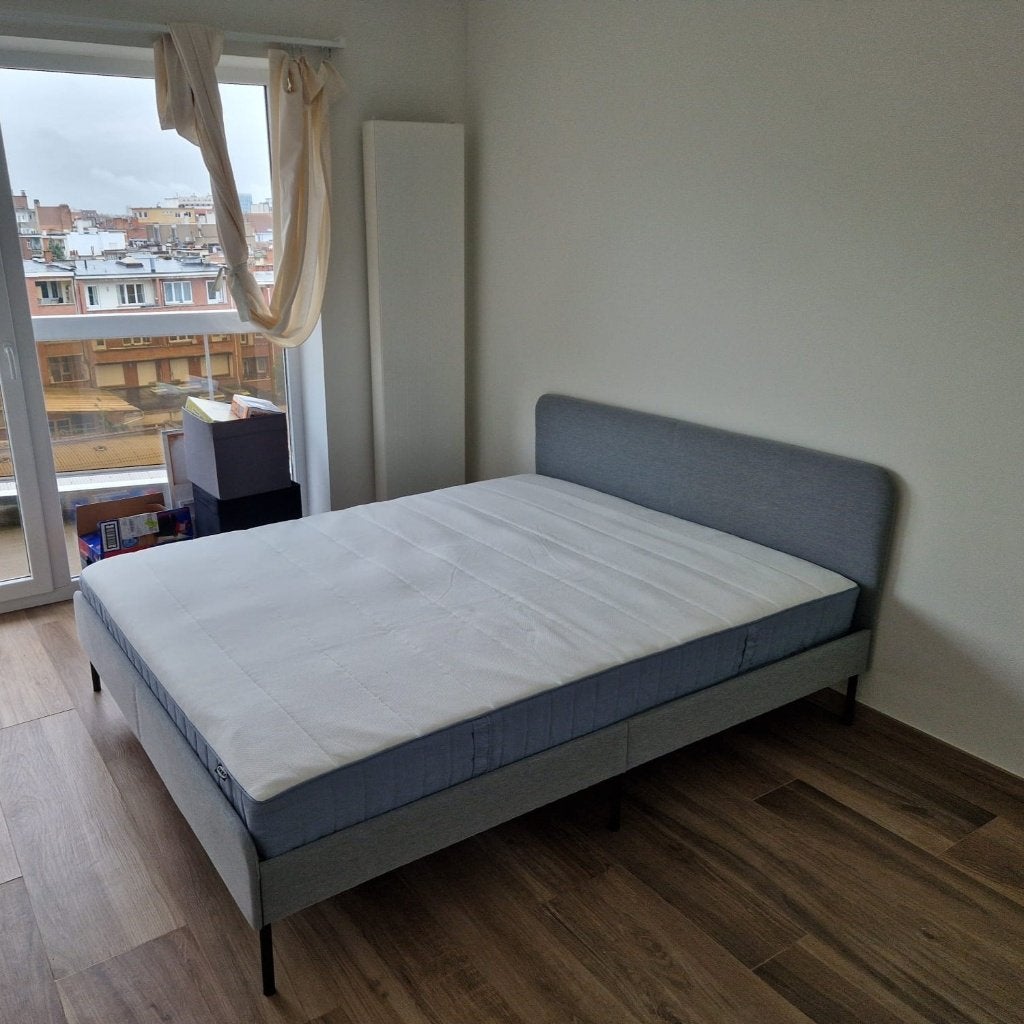 IKEA bed met matras 200x160cm, Huis en Inrichting, Slaapkamer | Bedden, Ophalen, Gebruikt, Overige kleuren, Tweepersoons