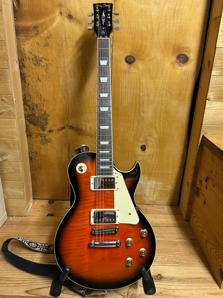 Guitare électrique-Harley Benton Les paul + Strap, Musique & Instruments, Instruments à corde | Guitares | Électriques, Enlèvement