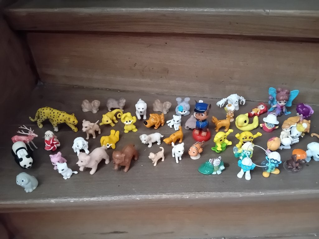 Lot diverses figurines, Enlèvement