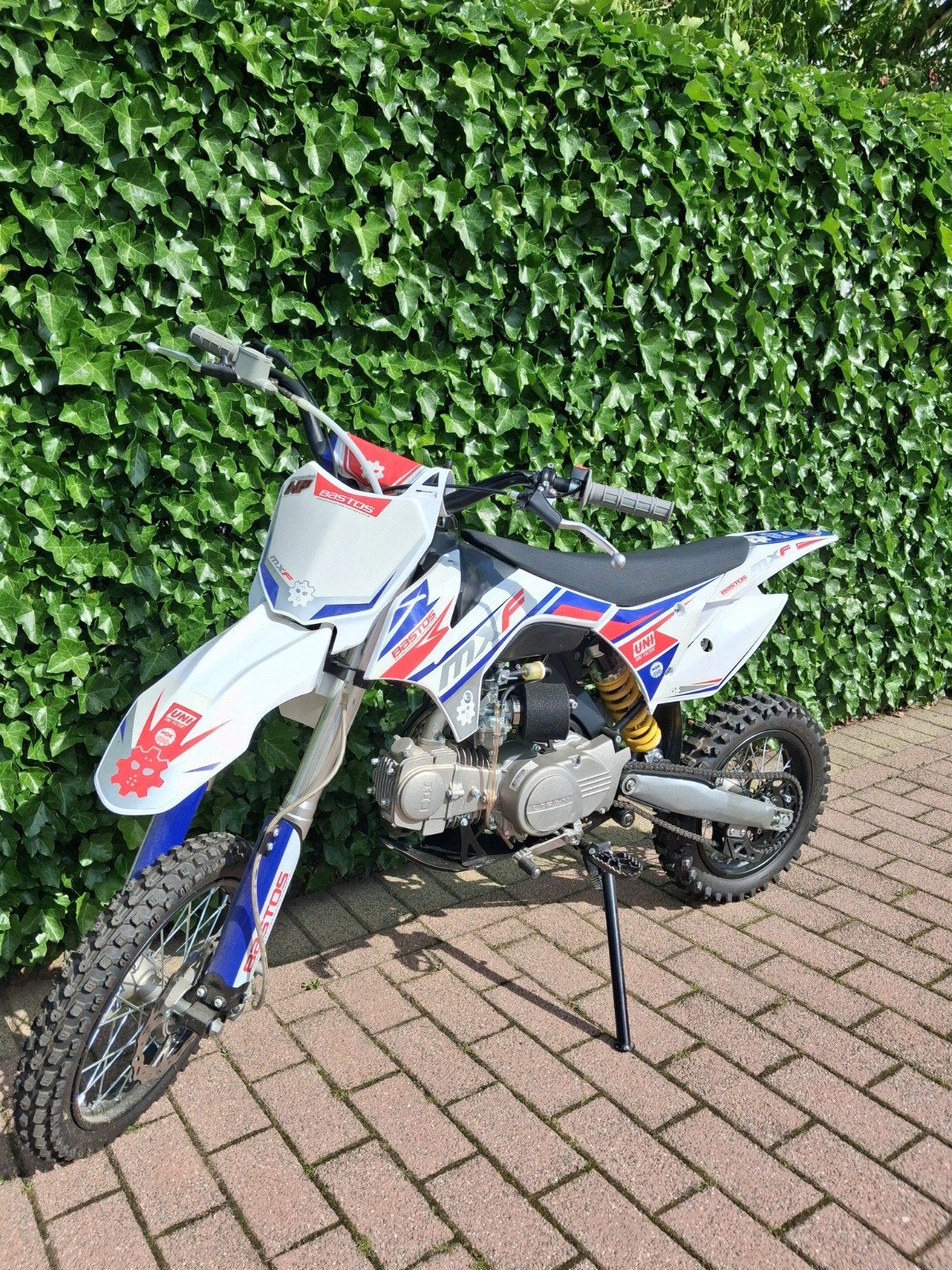 Bastos Mxf 125cc 4takt, Ophalen