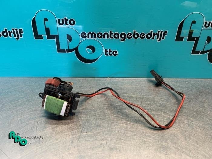 Résistance chauffage d'un Opel Vivaro (Vivaro 01-), -, Opel, 3 mois de garantie, Utilisé