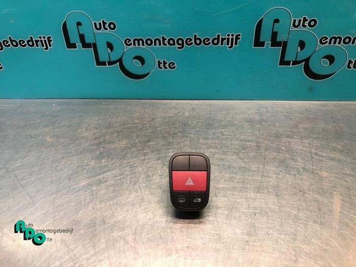 Commutateur éclairage d'urgence d'un Citroen Nemo (Nemo 08-, -, 3 mois de garantie, Utilisé, -