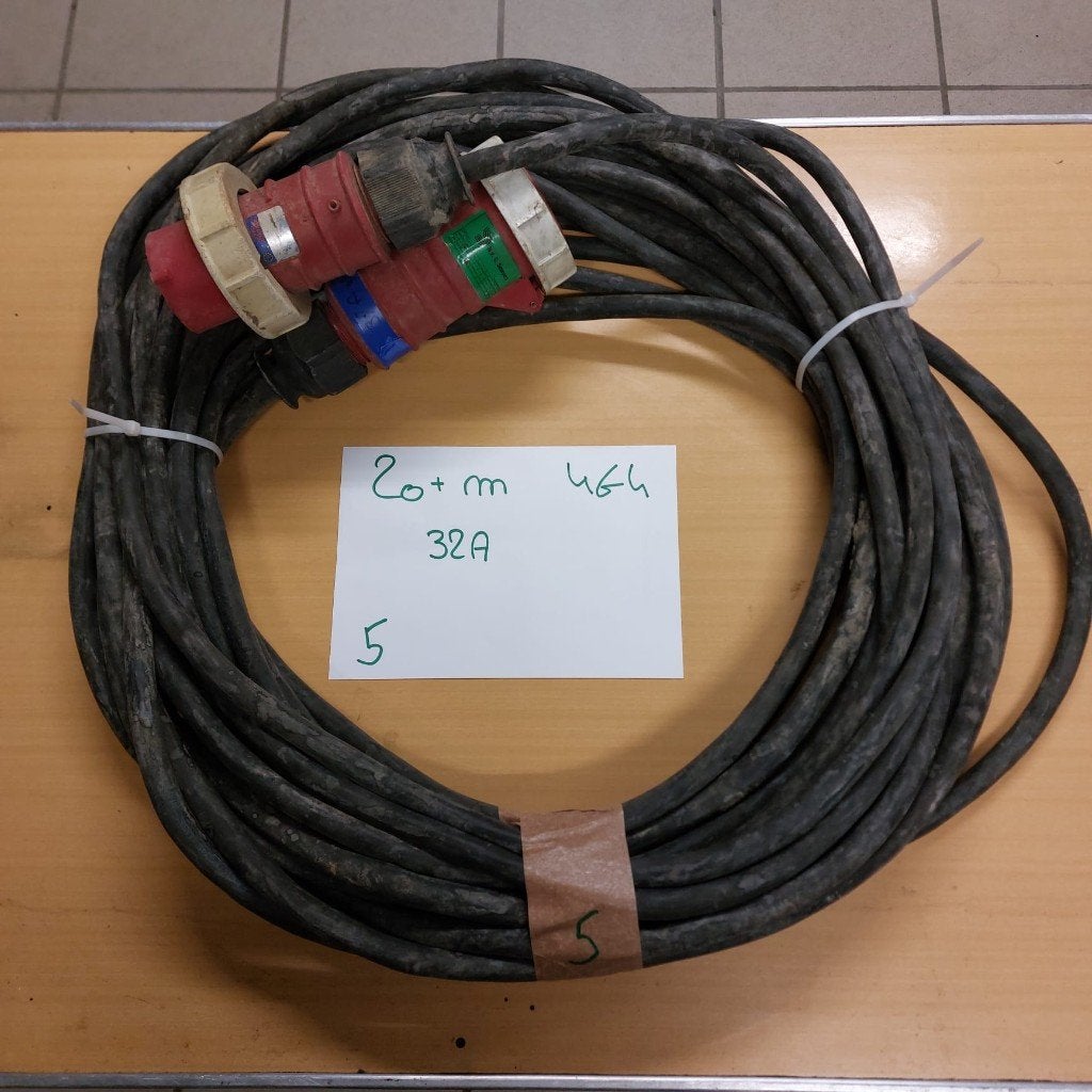20+m 4G4 32A 400V/230V, Doe-het-zelf en Bouw, Elektriciteit en Kabels, Ophalen, Zo goed als nieuw