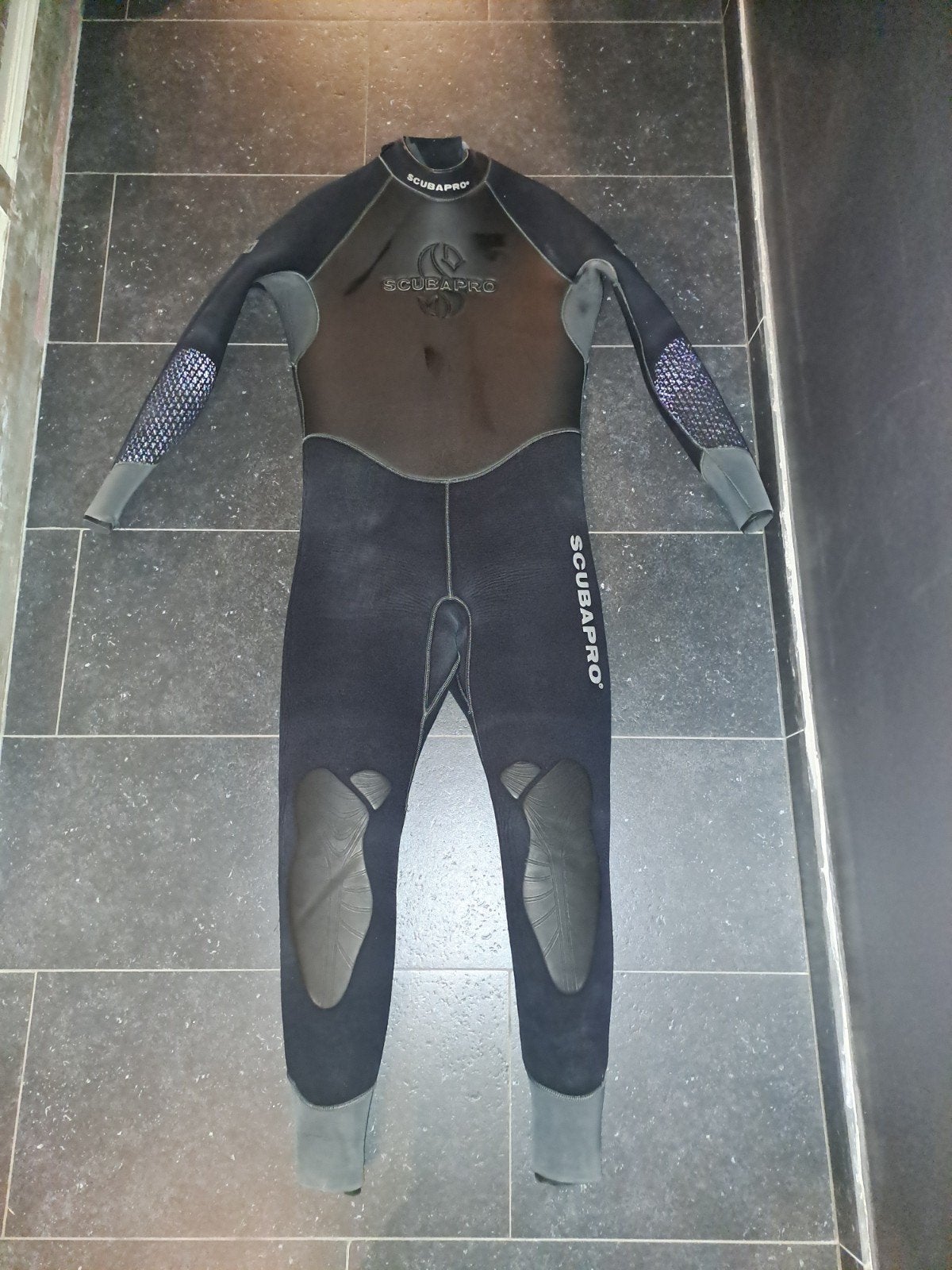 Taille L 52 - SCUBAPRO Stek combi 7mm shorty 5mm en bon état, Enlèvement, Utilisé, Combinaison de plongée