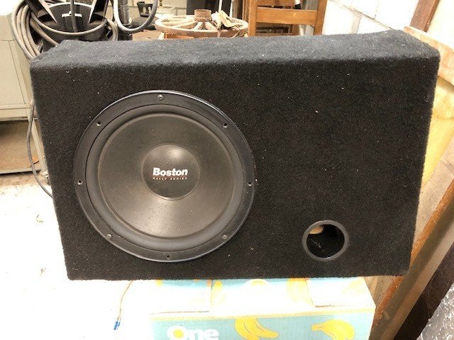 baskast met 30 cm Boston Acoustics rally series, Ophalen, Zo goed als nieuw