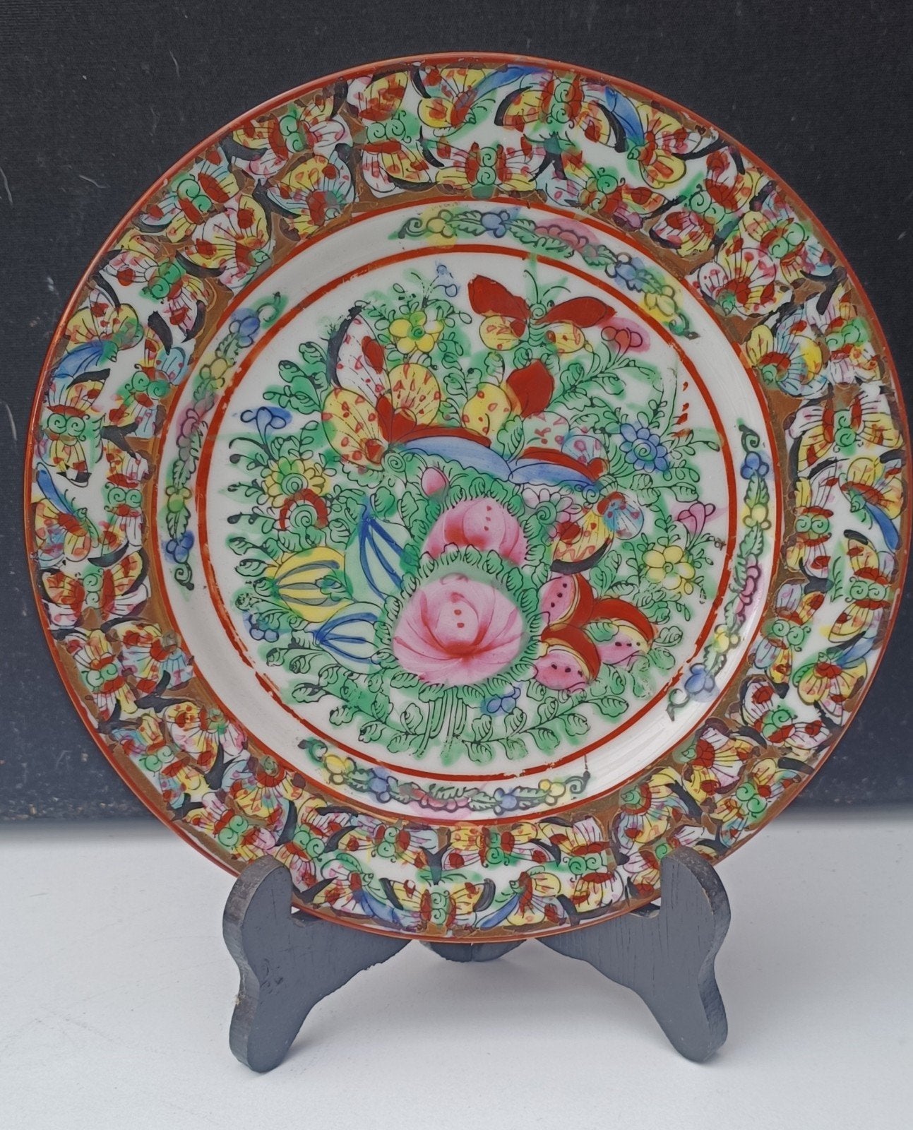 Assiette ancienne en porcelaine asiatique, Enlèvement ou Envoi