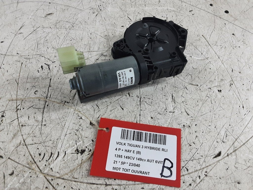 TOIT OUVRANT MOTEUR Volkswagen Tiguan (AD1) (3G9877795F), Volkswagen, Mevr. I. Hauben, Utilisé, Rue de l'Espoir 34 34
4030  GRIVEGNÉE, BE