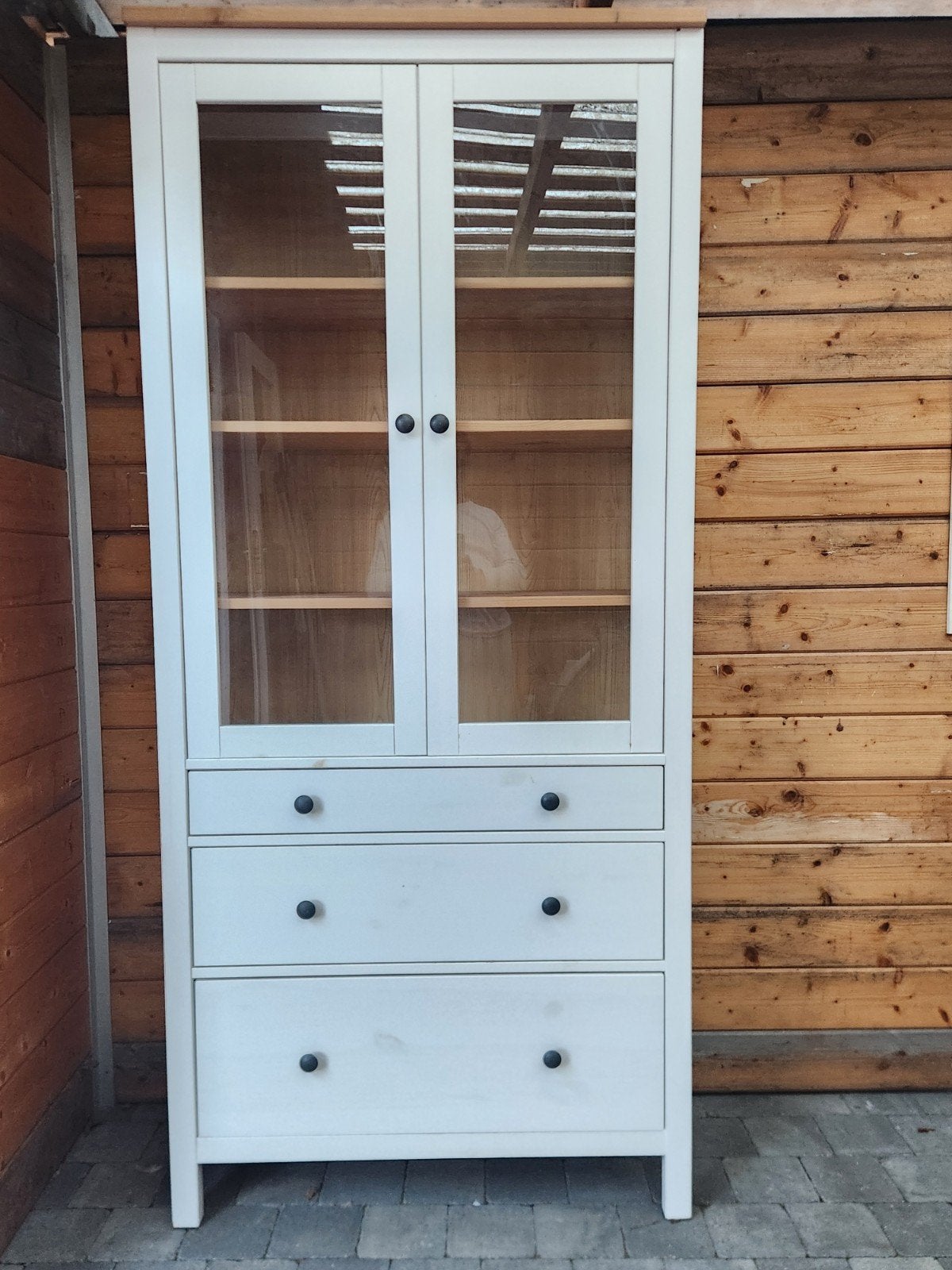 vitrine ikea Hemnes
très bon état, pas de rayures
soupe, Enlèvement