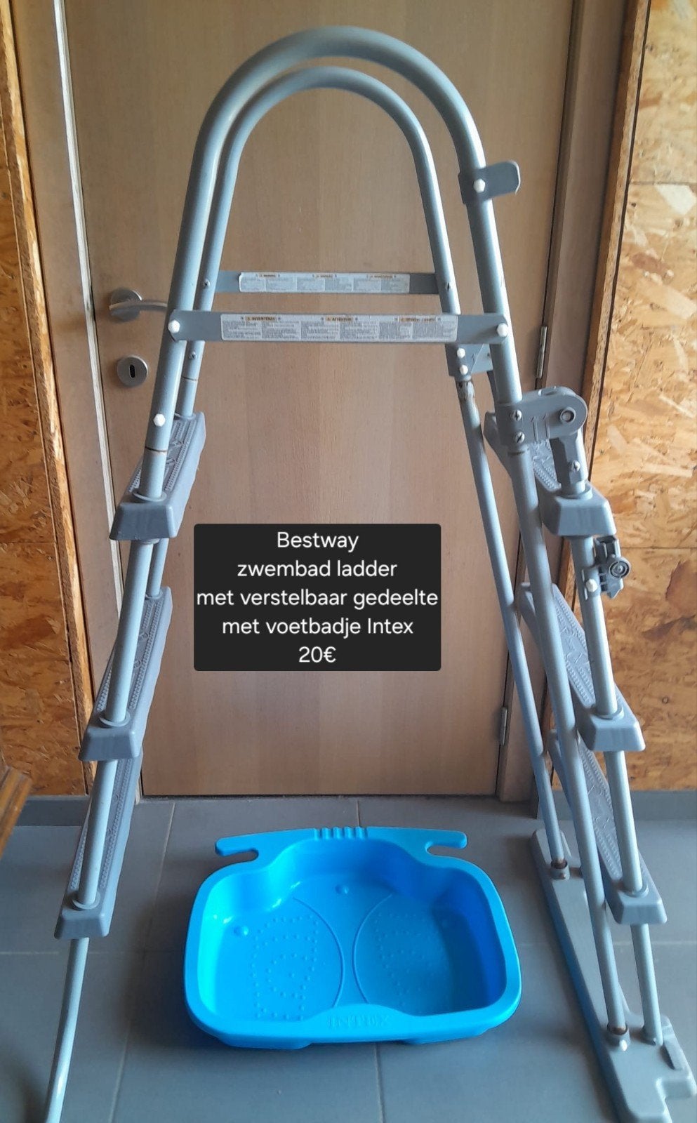 Bestway zwembad ladder met Intex voetbad, Ophalen, Ladder