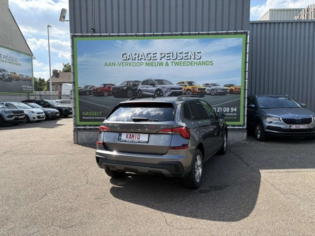 Skoda Kamiq 1.0 TSI Family, Auto's, Stof, Overige kleuren, 95 pk, Bedrijf