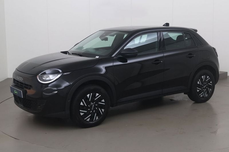 Fiat 600 1.2 hybrid 100 AT, Auto's, Automaat, https://public.car-pass.be/vhr/aabe1377-de5c-415e-8b93-6a3b157bcc9e, Gebruikt, 1199 cc
