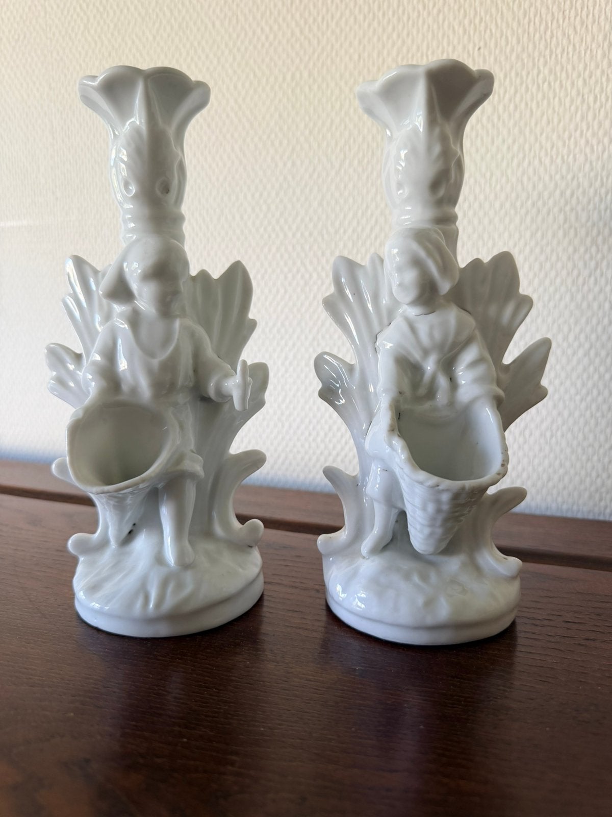 Koppel antieke wit porseleinen figuurkandelaars ca. 1890, Antiek en Kunst, Ophalen