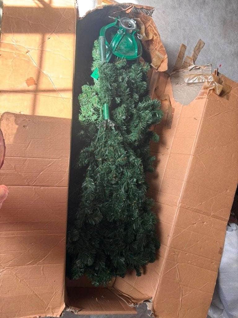 Magnifique sapin de Noël artificiel avec support, Divers, Noël, Enlèvement, Comme neuf