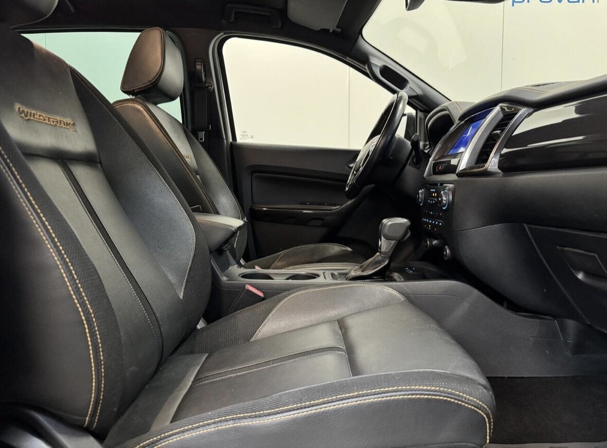 Ford Ranger 3.2 TDCi Autom. - Wildtrack - DubCab - Topstaat!, Auto's, Ford, 4 deurs, 0 kg, https://public.car-pass.be/vhr/4d50aa5b-c00c-4c68-b4e2-73eff0b97de0