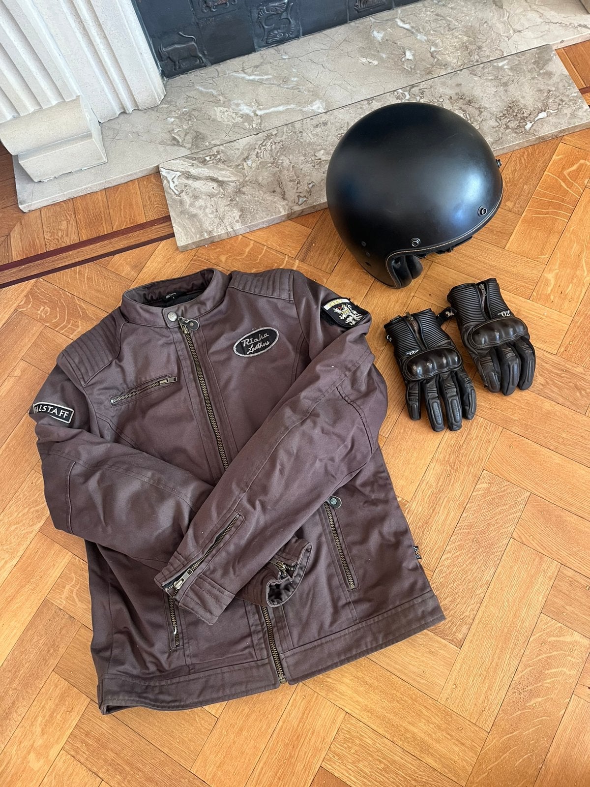Belstaff motorpak/motorjas + handschoenen + helm/nette staat, Motoren, Ophalen, Tweedehands