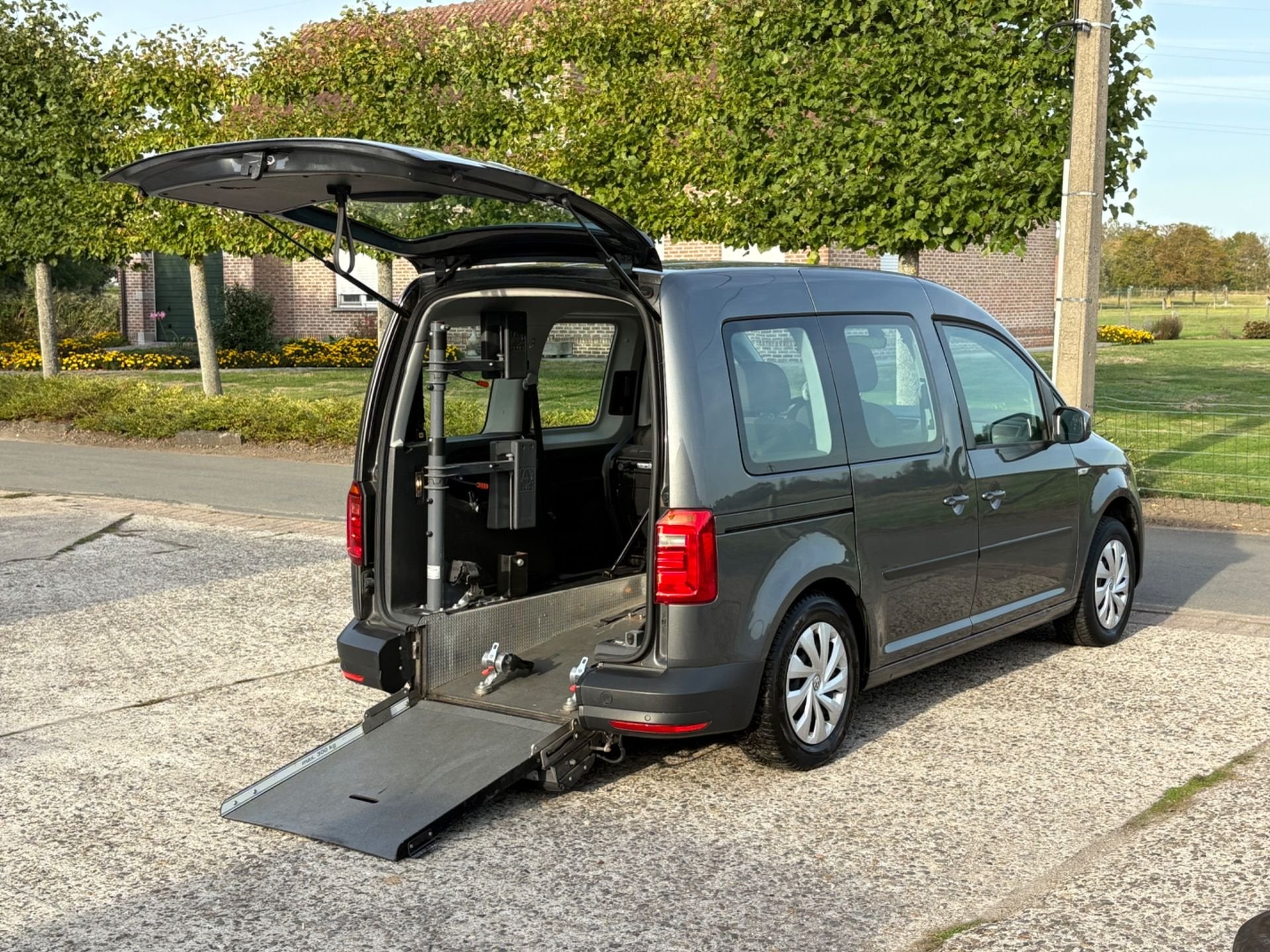 Volkswagen Caddy 1.2TSI Rolstoel Invalide Mindervalide, Autos, 1197 cm³, Achat, Euro 6, Entreprise