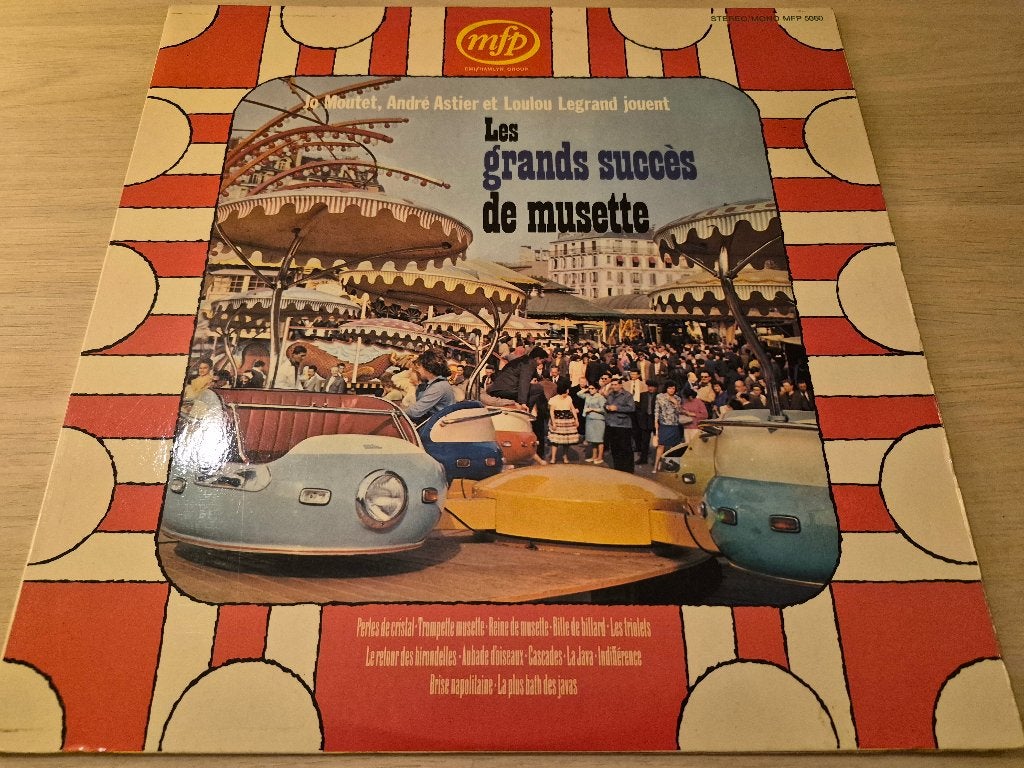 disque vinyl 33 tours les grands succés de musette, Enlèvement ou Envoi, Comme neuf, Folk