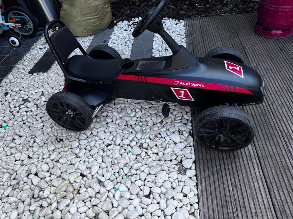 kart à pédales Ferbedo Audi Motorsport, Enfants & Bébés, Enlèvement ou Envoi, Utilisé, Autres marques