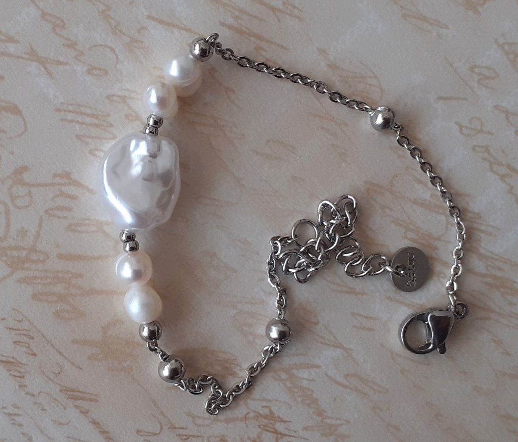 Armband stainless steel met zoetwaterparels, Handtassen en Accessoires, Staal, Nieuw, Ophalen of Verzenden, Met edelsteen