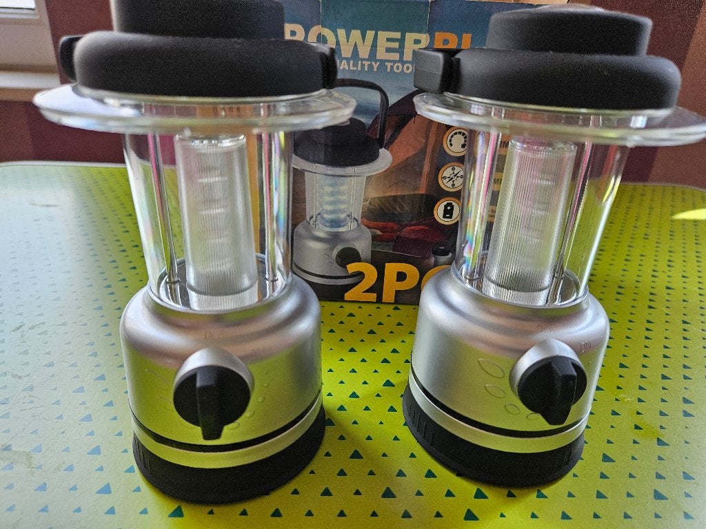2 mini led lantaarns, Tuin en Terras, Buitenverlichting, Ophalen, Kunststof, Staande lamp, Batterij