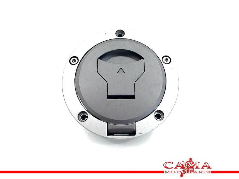 BOUCHON DE RESERVOIR Honda CBR 500 R 2016-2017 (CBR500R), Dhr. S. di Majo, Utilisé, Info@cama-motorparts.nl, P.J. Troelstraweg 8 8
3144 CX  MAASSLUIS, NL