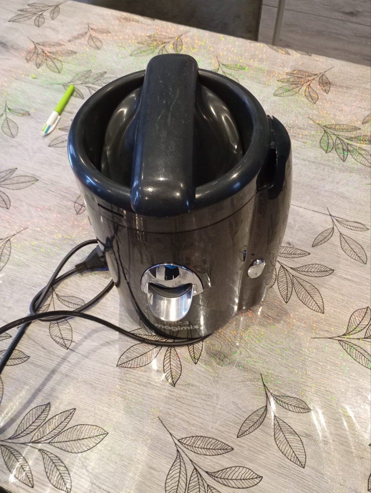 presse  agrume servi très  peu, Elektronische apparatuur, Juicers, Ophalen of Verzenden