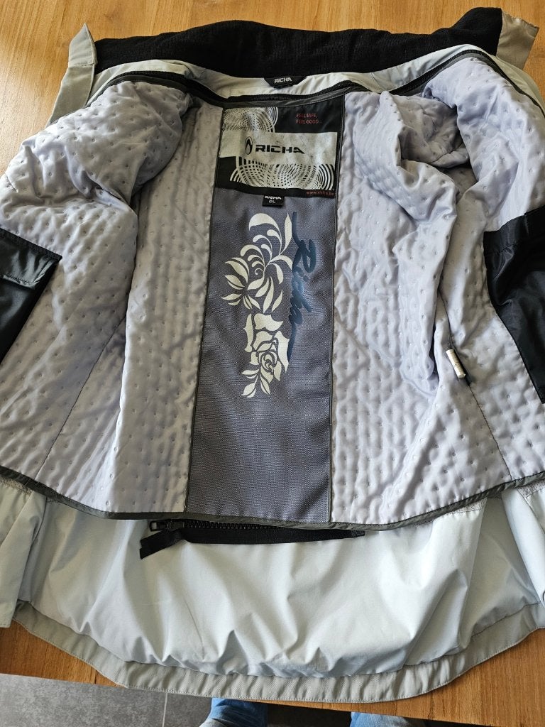 GILET DE MOTO RICHA POUR FEMME, taille DL = 40, Femmes, Manteau | tissu, Seconde main, Richa