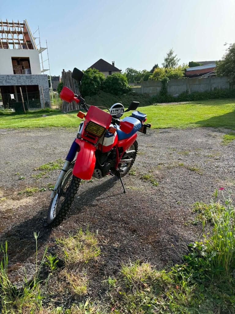 honda xl600r, Fietsen en Brommers, Brommers | Honda, Zo goed als nieuw, Ophalen