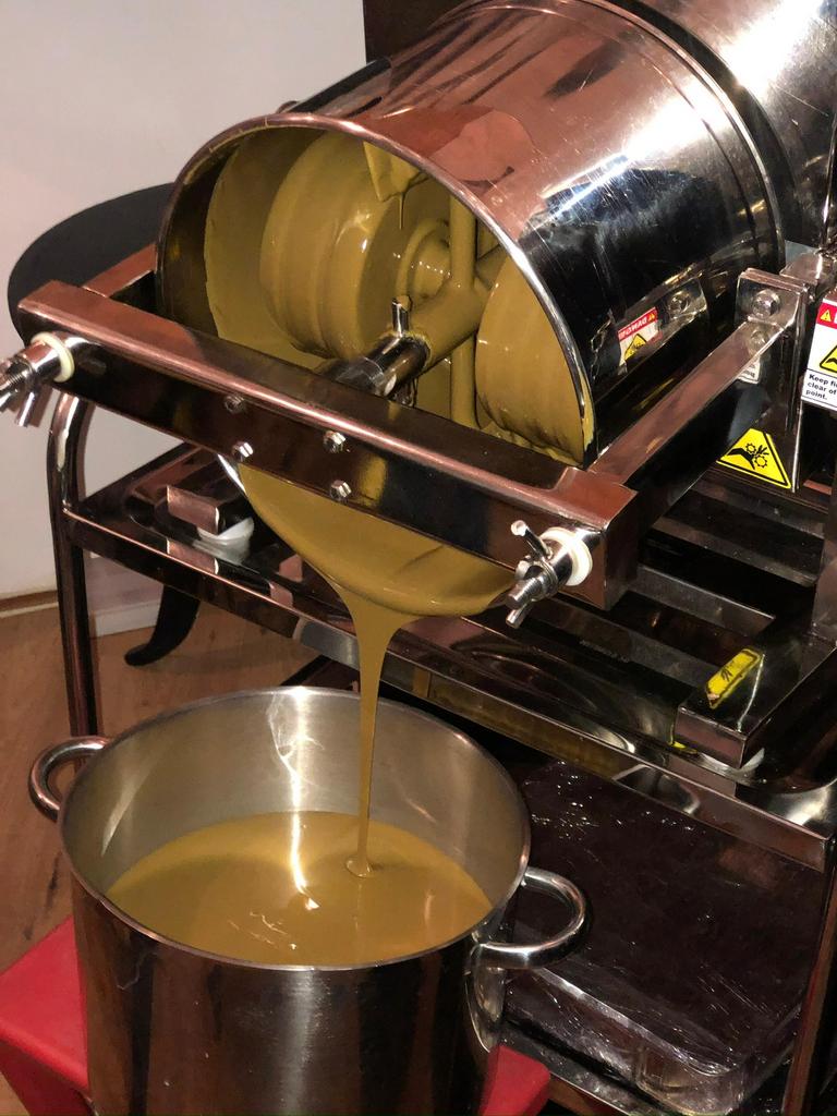 Grinder / Mélangeur chocolat & fruits secs 10 kg, Zakelijke goederen, Horeca | Keukenapparatuur, Ophalen