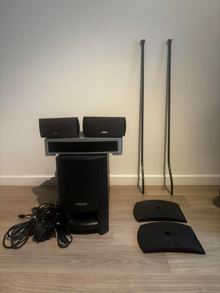 Bose Acoustimass speakers + subwoofer + statieven, 2.1-systeem, 70 watt of meer, Zo goed als nieuw, Overige spelers