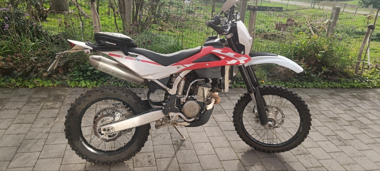 Husqvarna TE250i, Motos, Occasion, Particulier, Enduro