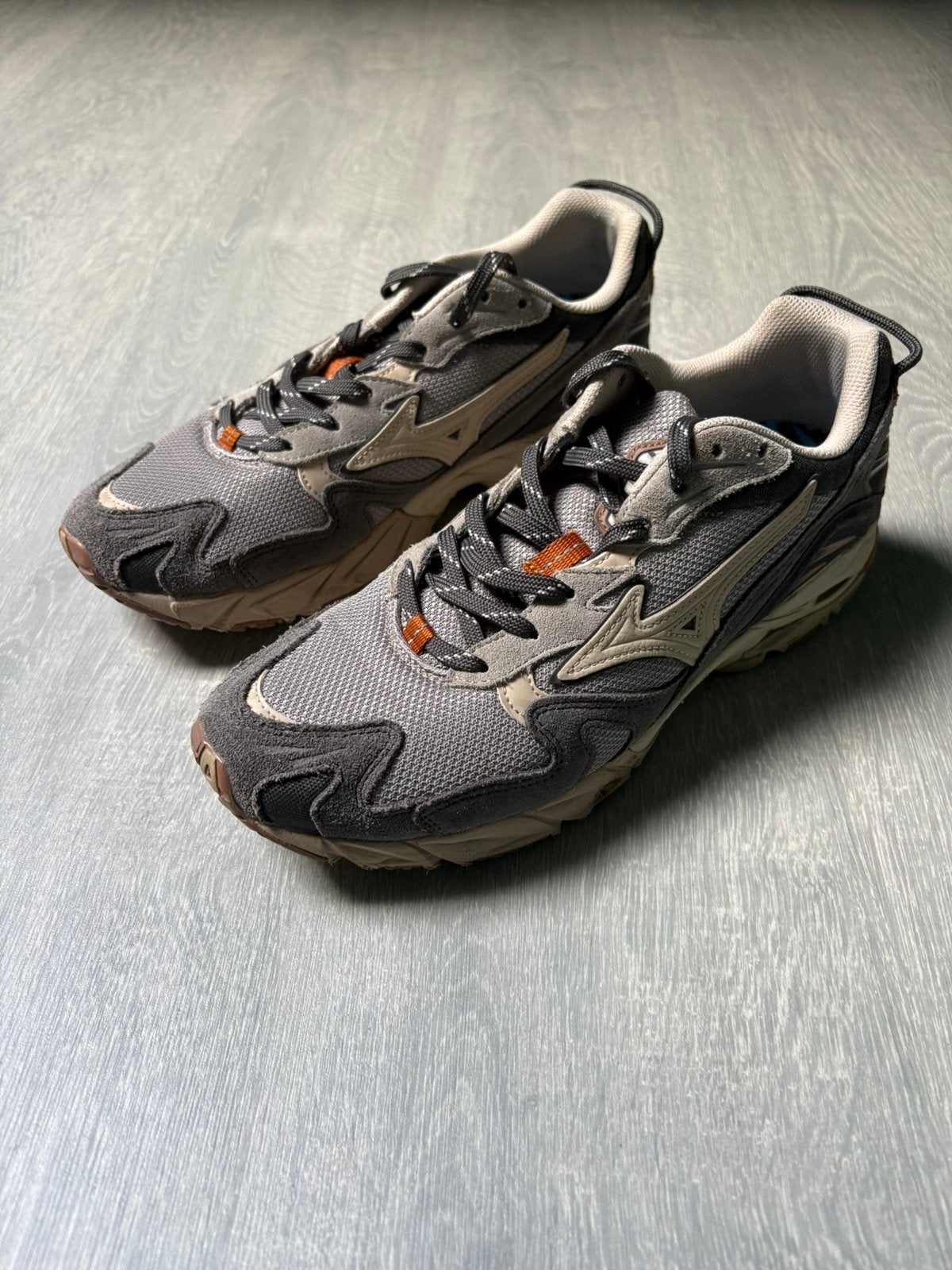 Mizuno Wave Rider 10 pakket zonder masker, Bruin, Ophalen of Verzenden, Zo goed als nieuw, Sneakers