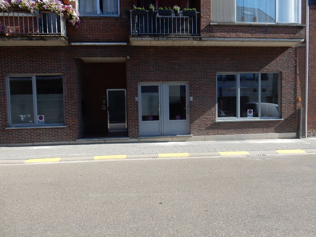 Magazijn, loods, opslagruimte te huur te Tongeren., 350 m², Location, Espace de créativité