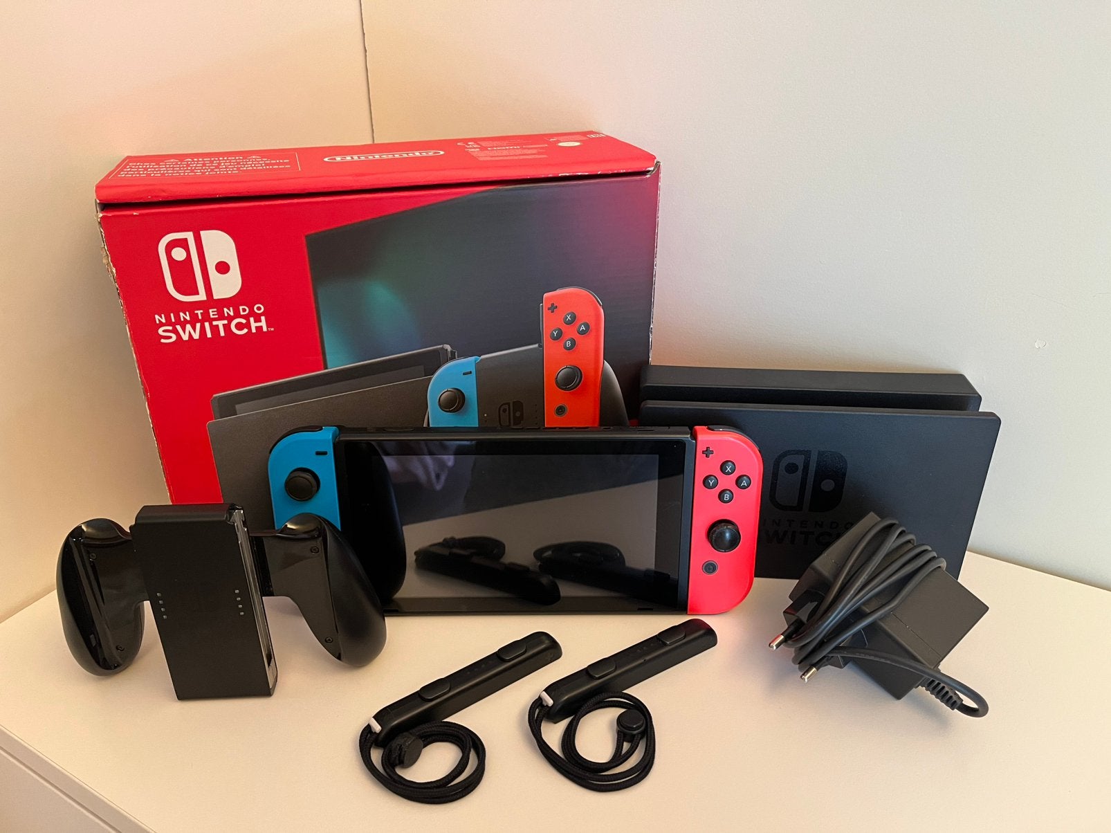Nintendo Switch, Ophalen, Zo goed als nieuw, Met 2 controllers, Switch Original