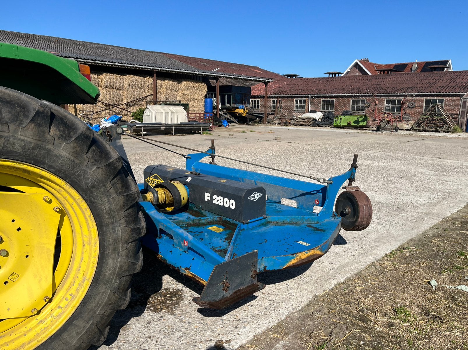 Weidebloter Robert F2800, Articles professionnels, Enlèvement