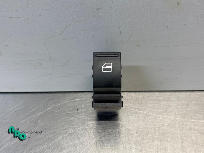 Commutateur vitre électrique d'un Seat Leon (Leon 09-), Autos : Pièces & Accessoires, -, 3 mois de garantie, Utilisé, -