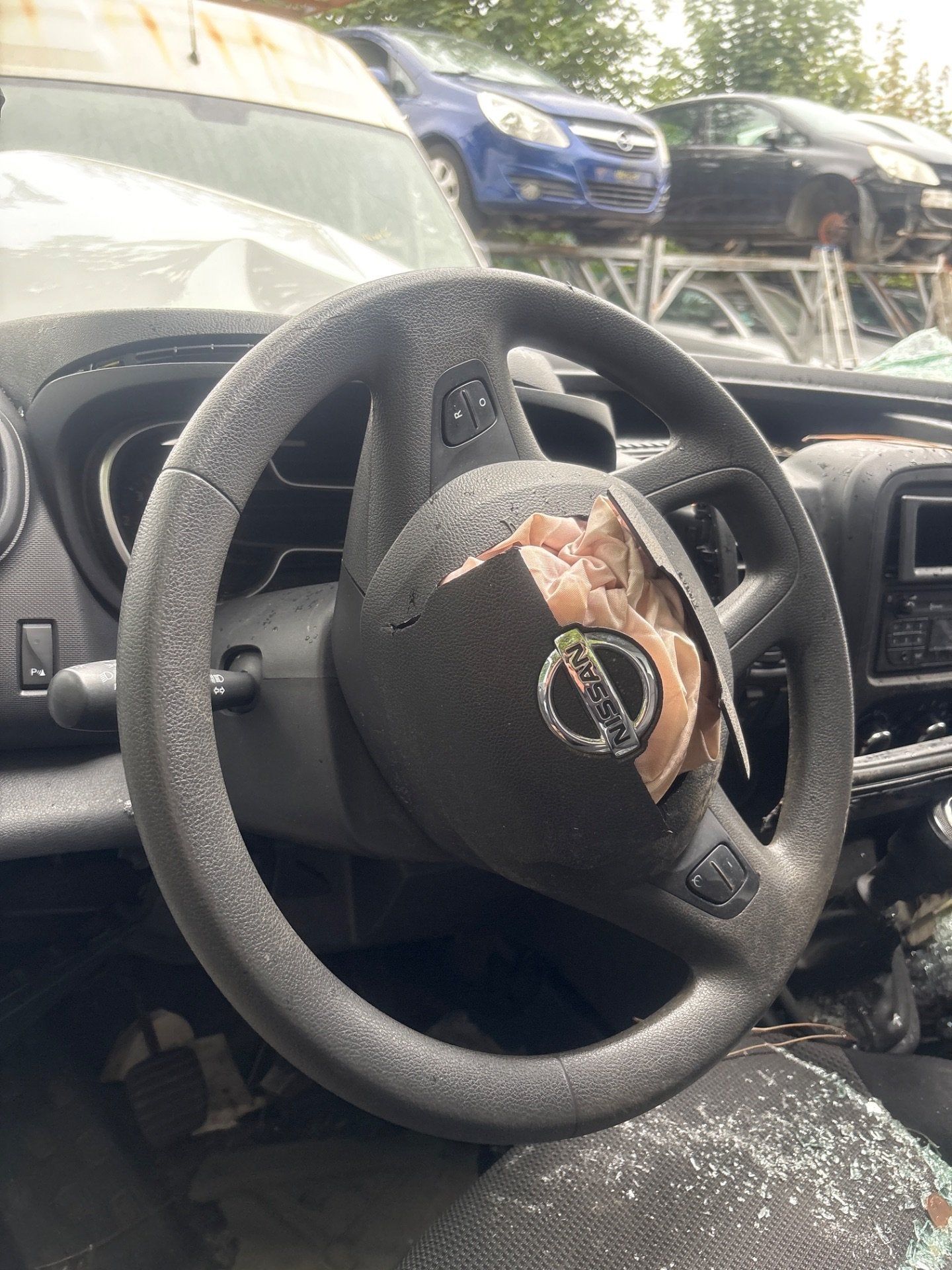 Volant Nissan NV300, Renault Group, Contact.group@renault.com, Fiat, Utilisé