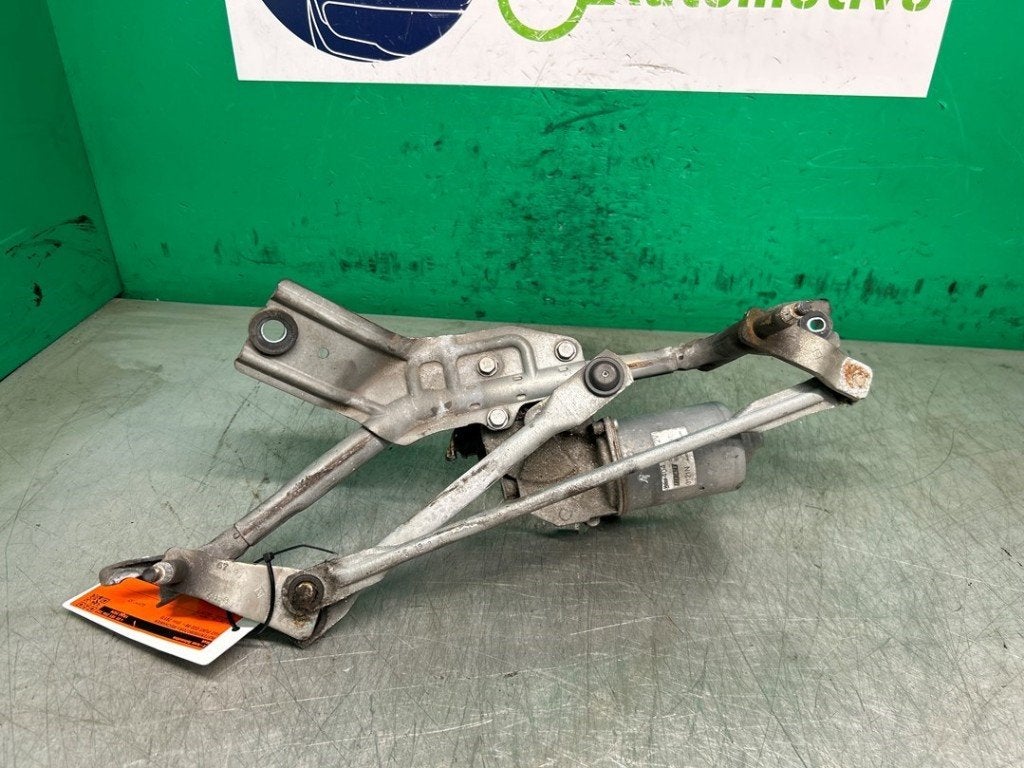 MOTEUR + TRINGLERIE ESSUIE GLACE AVANT Fiat Punto Evo (199), Autos : Pièces & Accessoires, Valeo, Utilisé, 100, rue de Courcelles
75017  Paris, FR