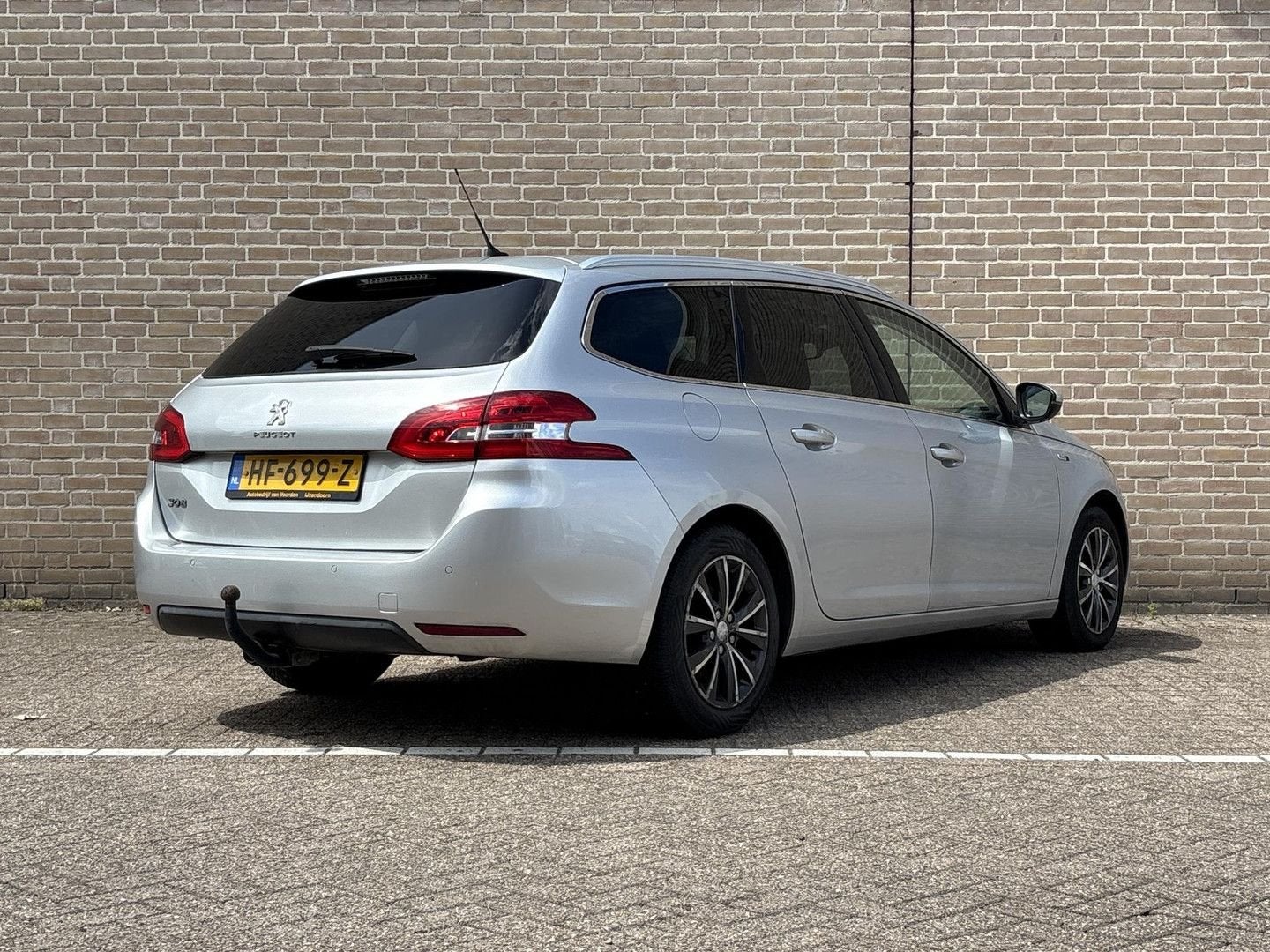 Peugeot 308 SW 1.2 PureTech Style | Cruise | Airco | Navi |, Argent ou Gris, Achat, Entreprise, Boîte manuelle