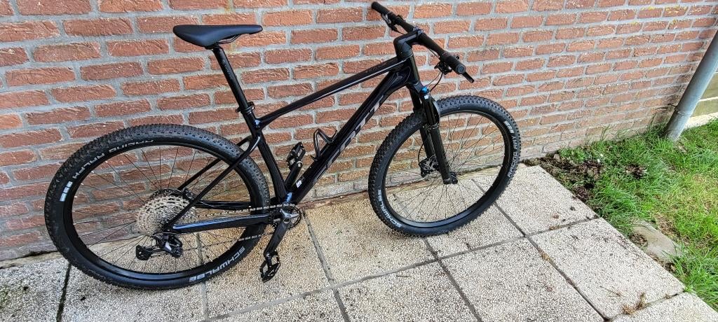 Scott scale 930 mountainbike, Vering, 10 tot 15 versnellingen, Schijfrem, Ophalen