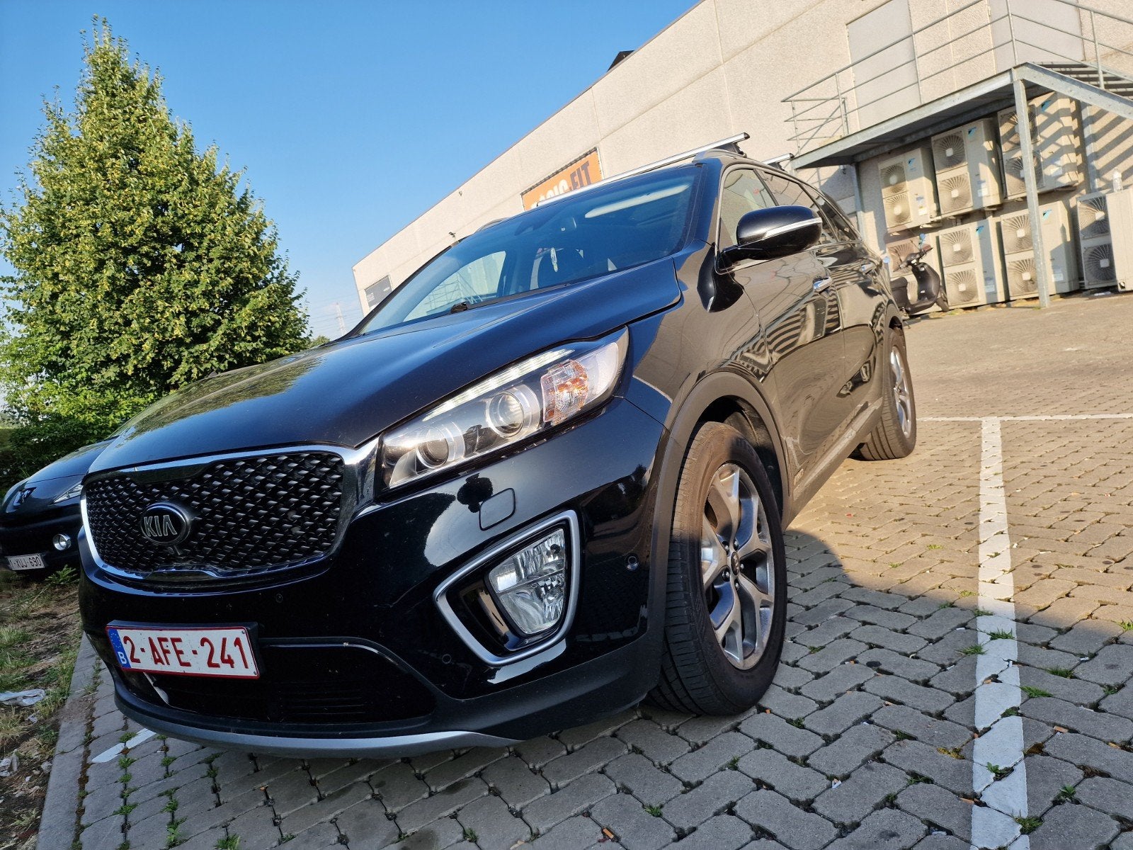 KIA SORENTO AWD 2.2 km 237 000, Autos, Cuir, Achat, Phares directionnels, 7 places