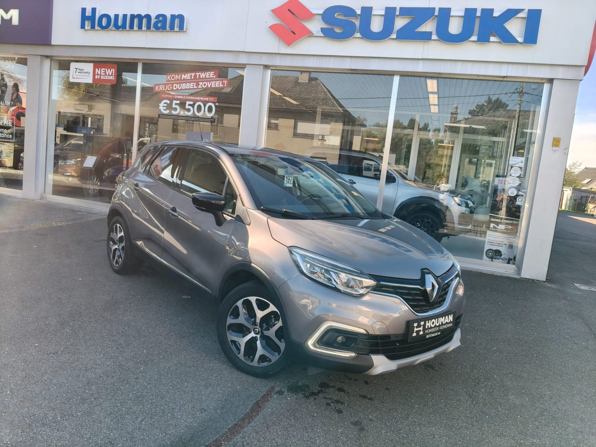 Renault Captur (année de construction 2019), Autos, Volant multifonction, Achat, Euro 6, https://public.car-pass.be/vhr/e75f7315-64d4-495c-bc8f-7c8647c4f4d1