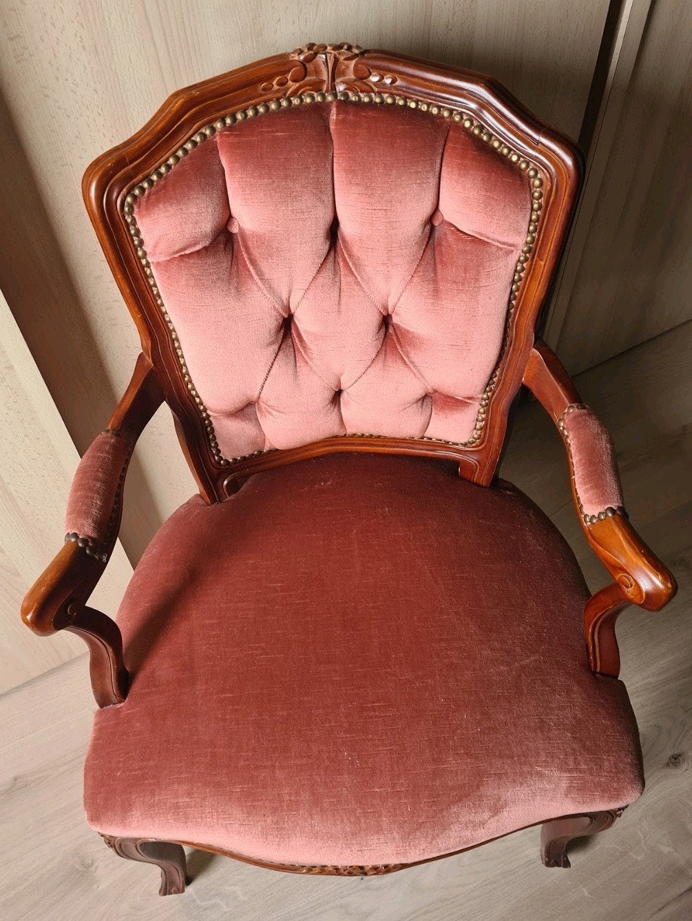 Franse fauteuil Louis XV-stijl  Vintage zetel, Ophalen