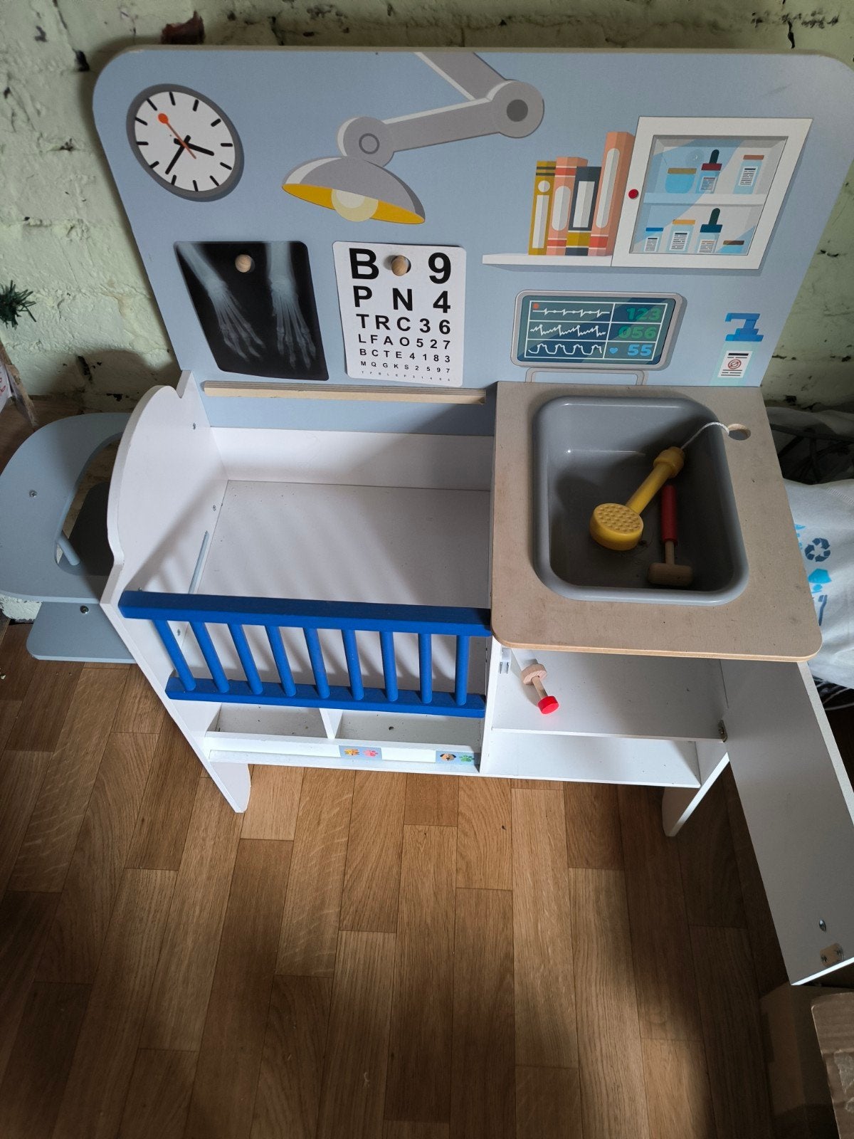 armoire vétérinaire pour enfants, Ophalen, Meisje