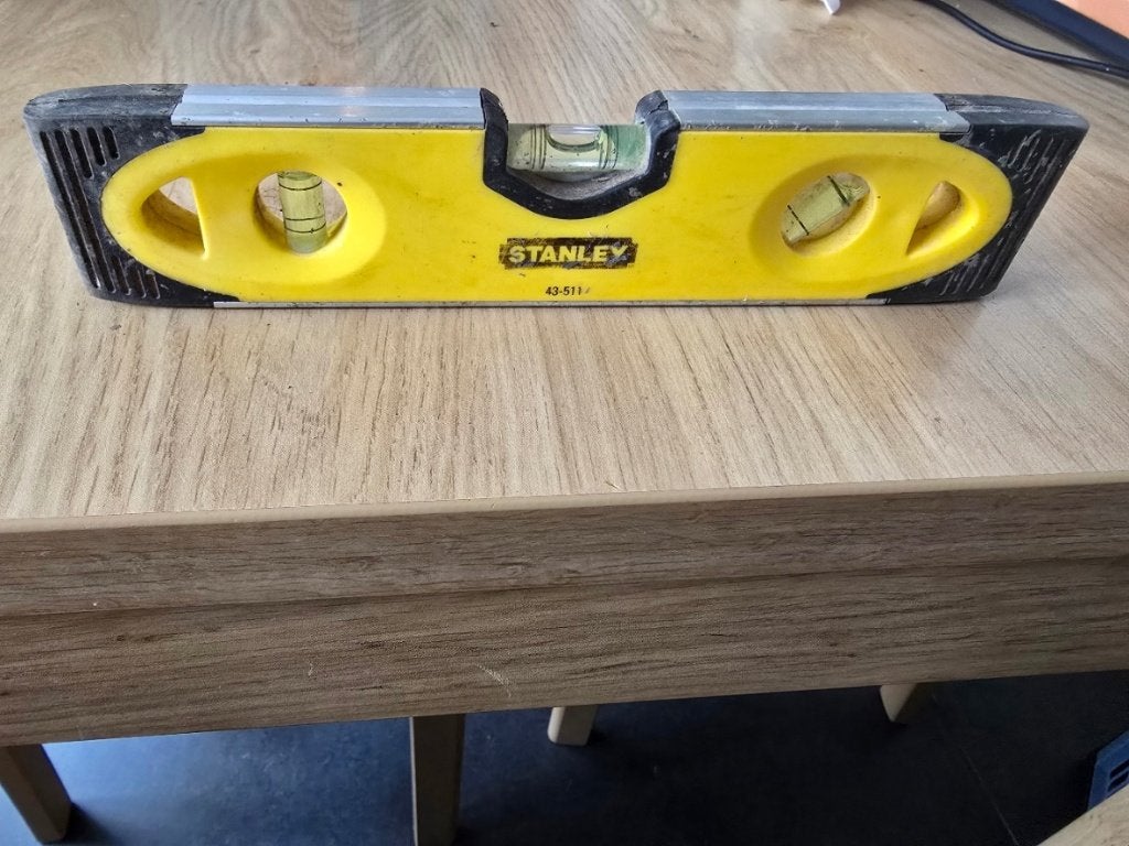 Stanley magnetische torpedowaterpas 23 cm – 3 libellen, Doe-het-zelf en Bouw, Gereedschap | Handgereedschap, Gebruikt, Waterpas