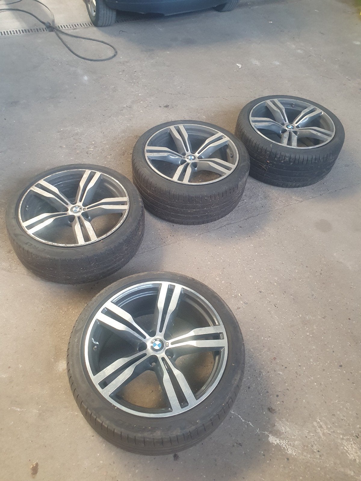 roues origine bmw M  20 pouces