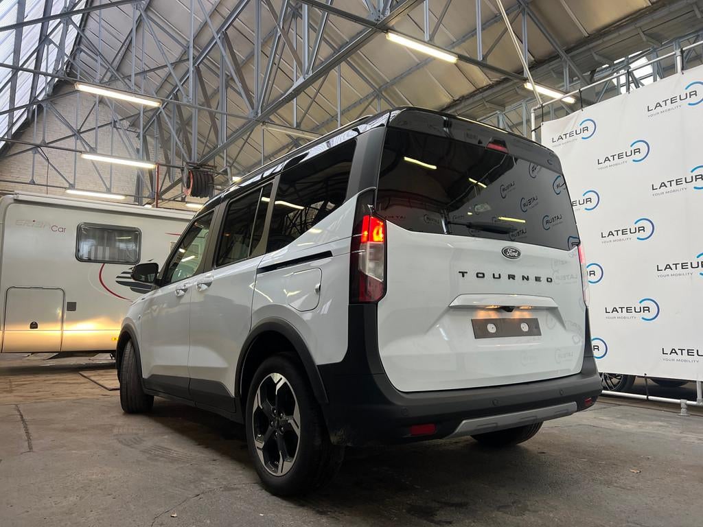 Ford Tourneo Courier Active 1.0 Ecoboost 125pk A7 (bj 2025), Auto's, Ford, Automaat, Stof, Euro 6, Wit